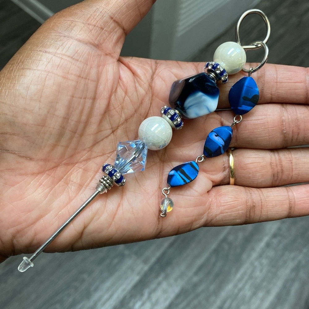 Icy Blue and White Stainless Steel Beaded Pokey Tool